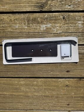 Black Metal Shelf Bracket with Wall Plate